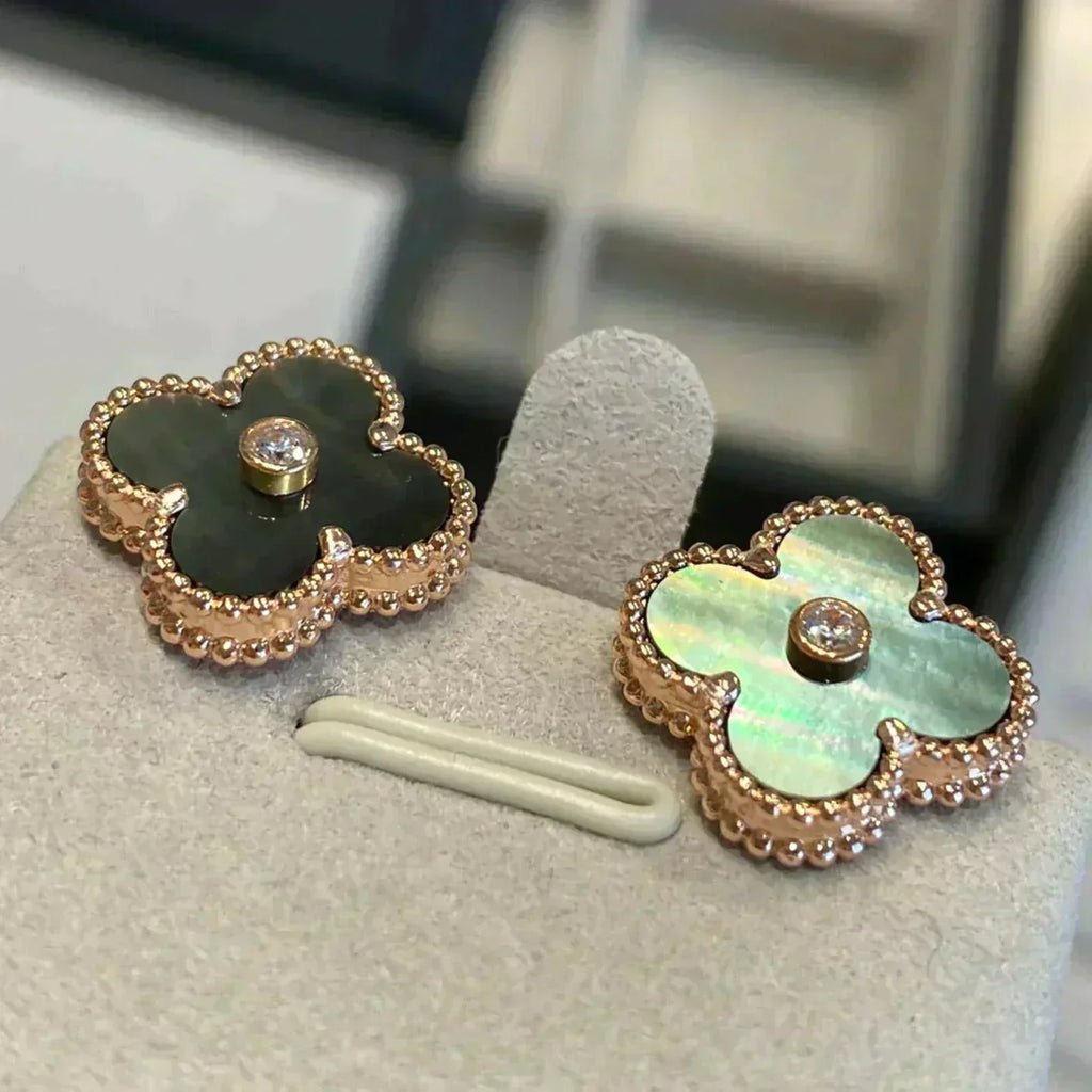 ¡®Dream¡¯CLOVER MEDIUM 1 MOTIFS GRAY MOP  DIAMOND EARRINGS