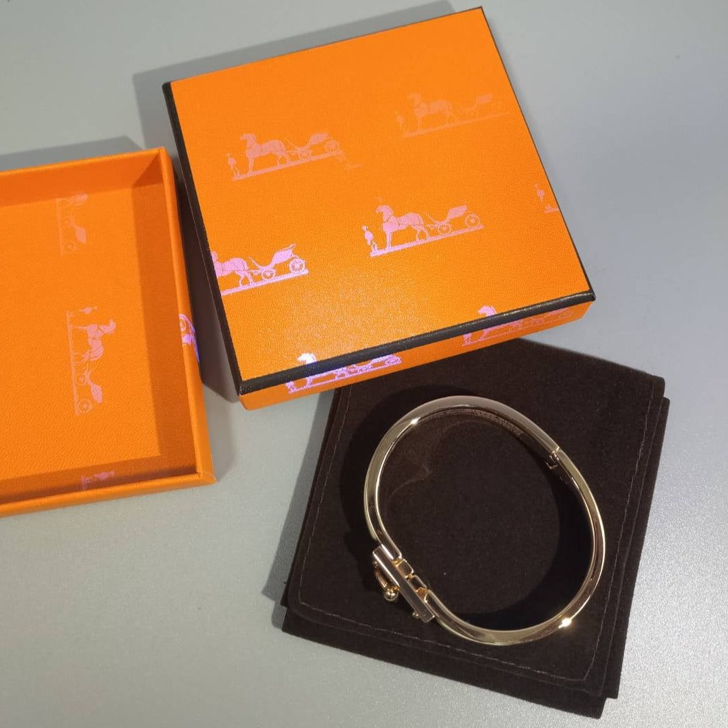 ¡®Dream¡¯H GREY BRACELET