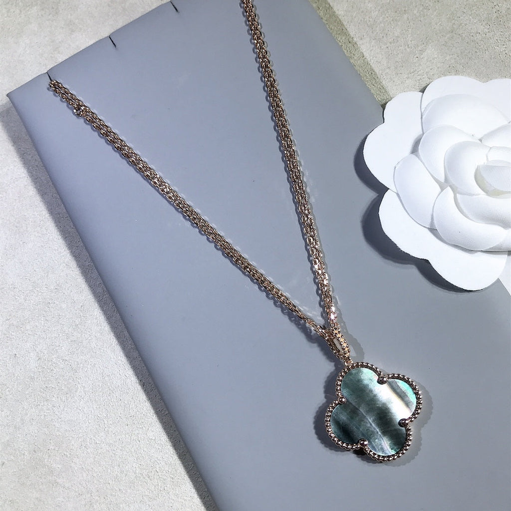 ¡®Dream¡¯CLOVER 25MM GOLD DARK MOP BIG CLOVER NECKLACE