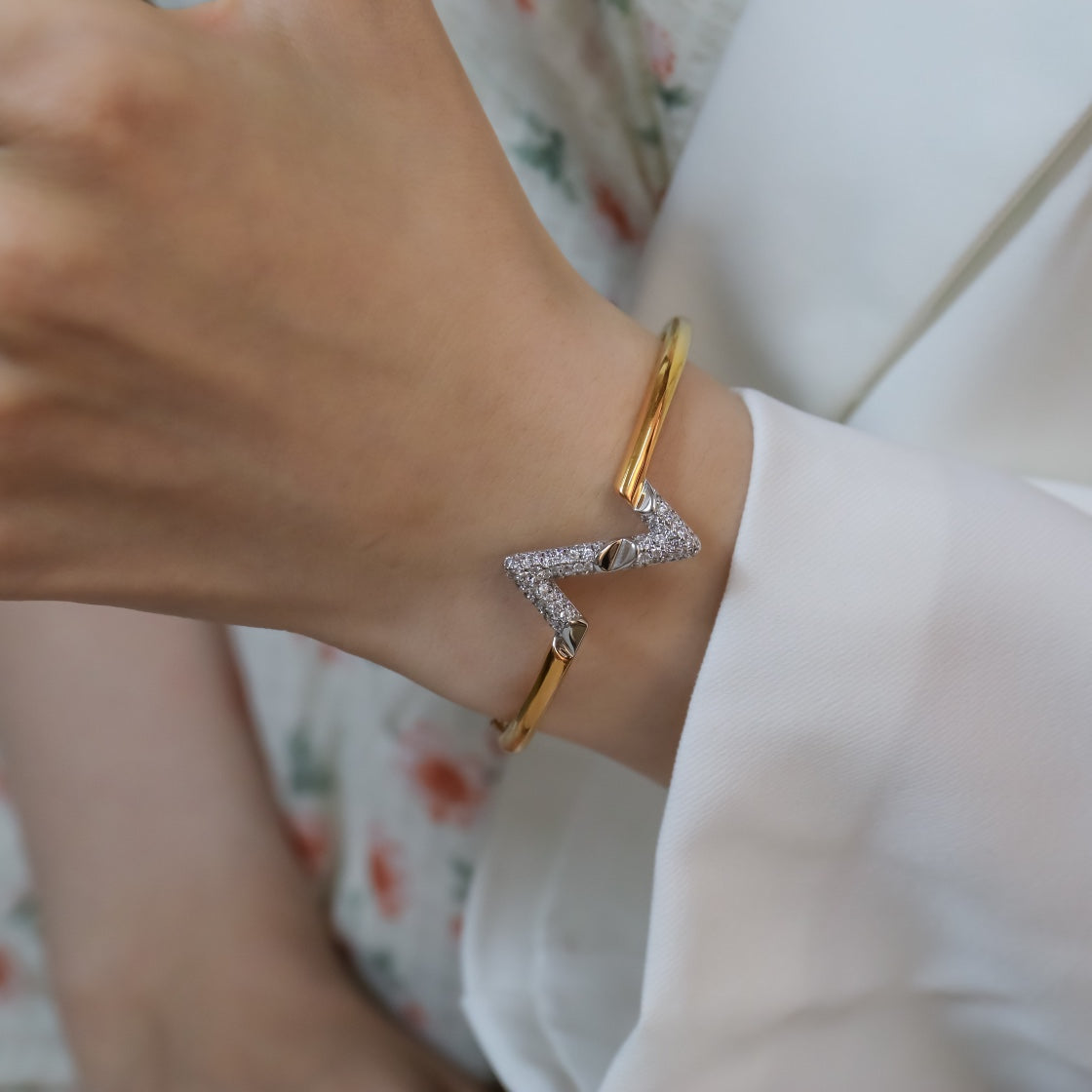 ¡®Dream¡¯VOLTE UPSITE DOWN GOLD DIAMOND BRACELET
