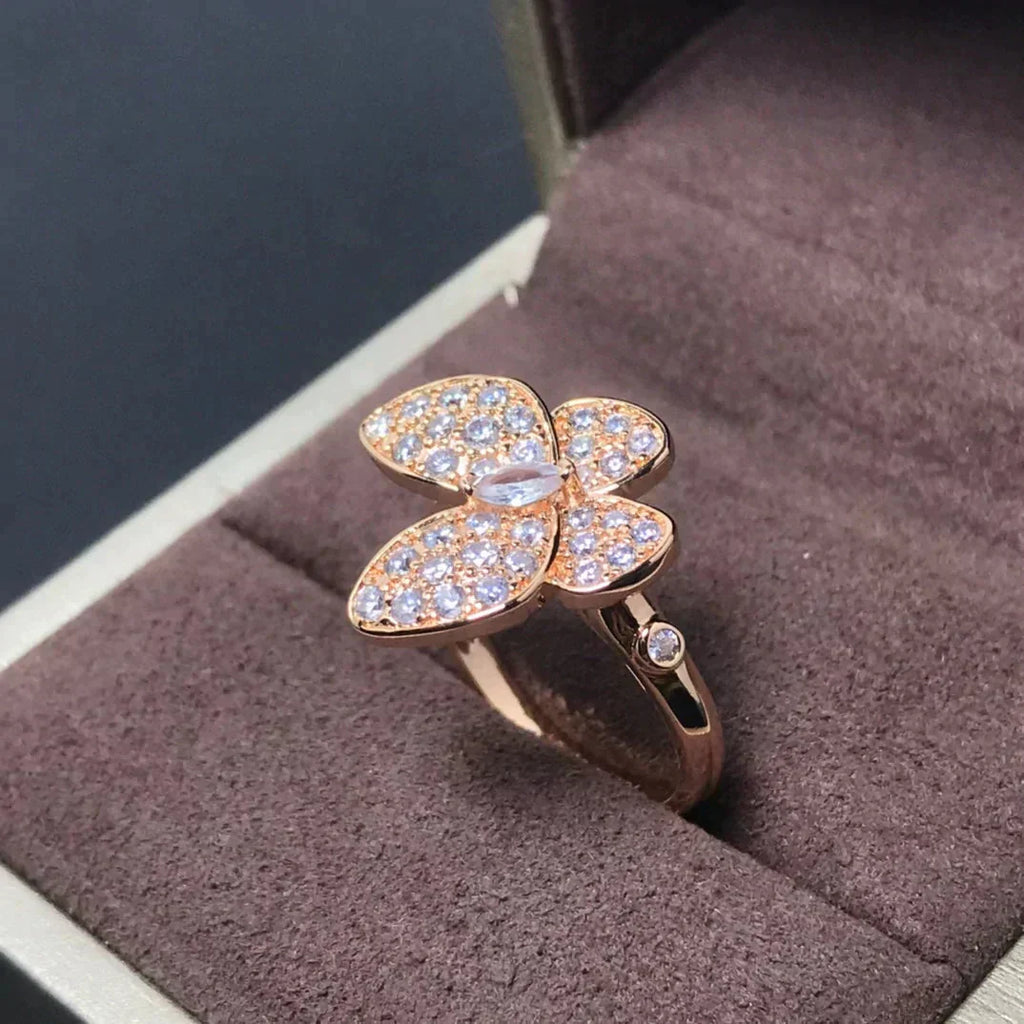 ¡®Dream¡¯ SCHMETTERLING PINKGOLD DIAMANT RING