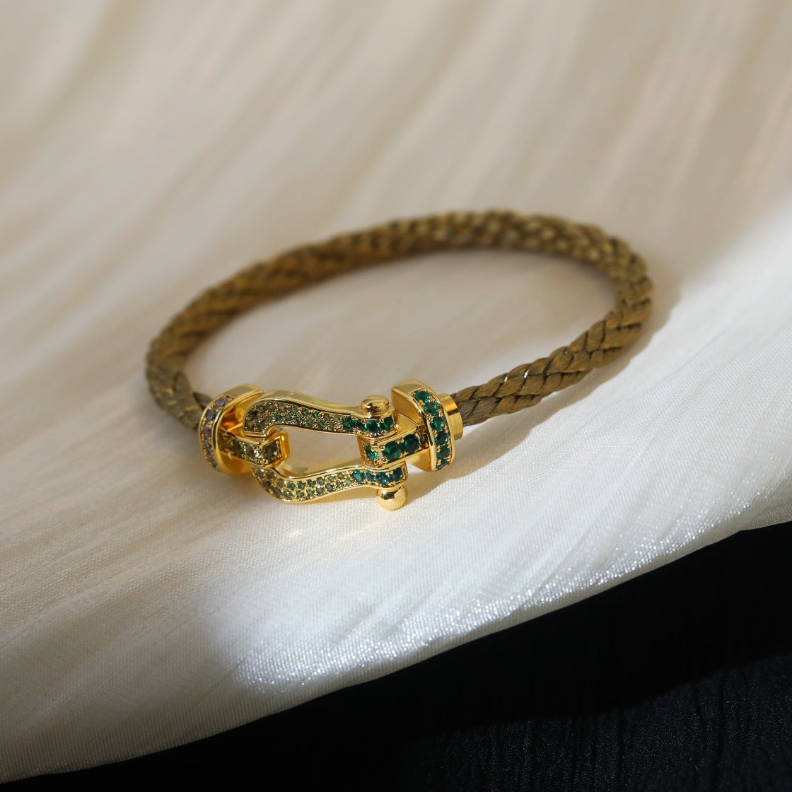 „Dream“FORCE 10 GOLD GRÜN DIAMANTIERT