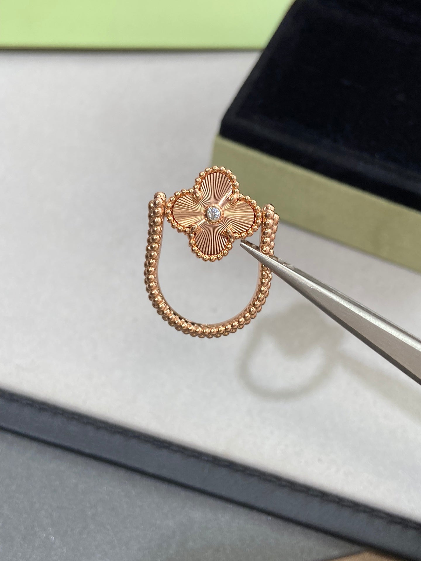 ¡®Dream¡¯CLOVER RIVERSIBLE ROSE GOLD RING