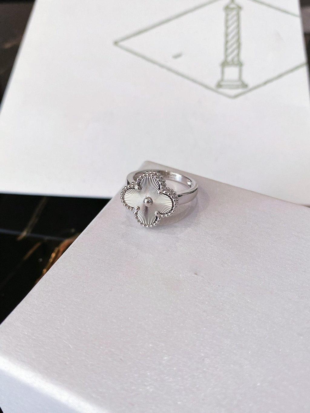 „Dream“-CLOVER-SILBERRING