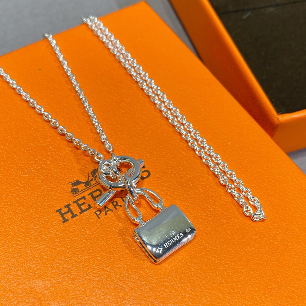 ¡®Dream¡¯CONSTANCE PEDANT SILVER NECKLACE