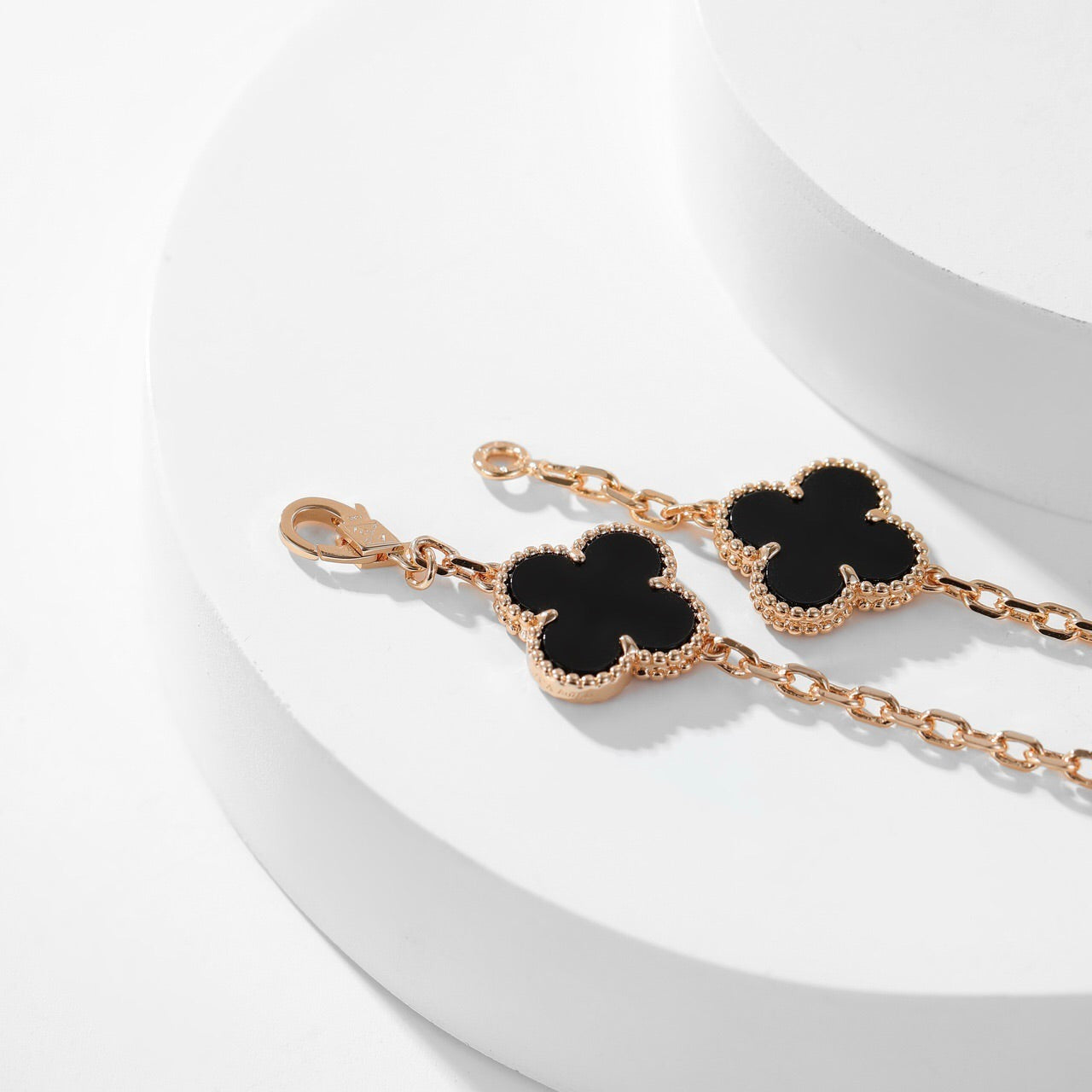 ¡®Dream¡¯CLOVER 10 MOTIFS ONYX NECKLACE