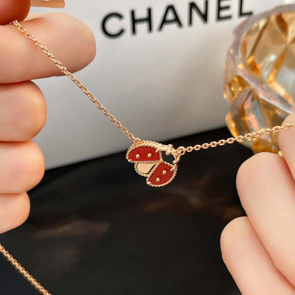 ¡®Dream¡¯LUCKY  CARNELIANS LADYBUG NECKLACE