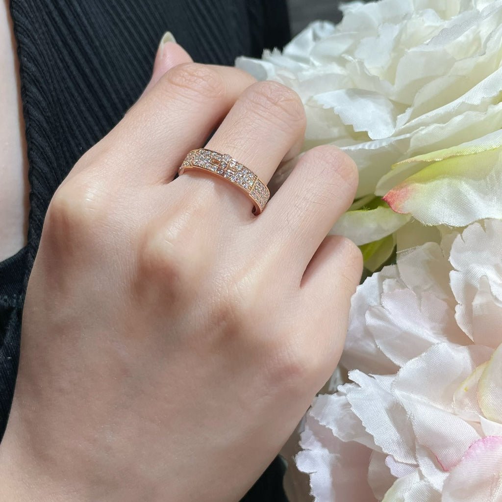 „Dream“-RING AUS ROSÉGOLD MIT DIAMANTEN VON KELLY