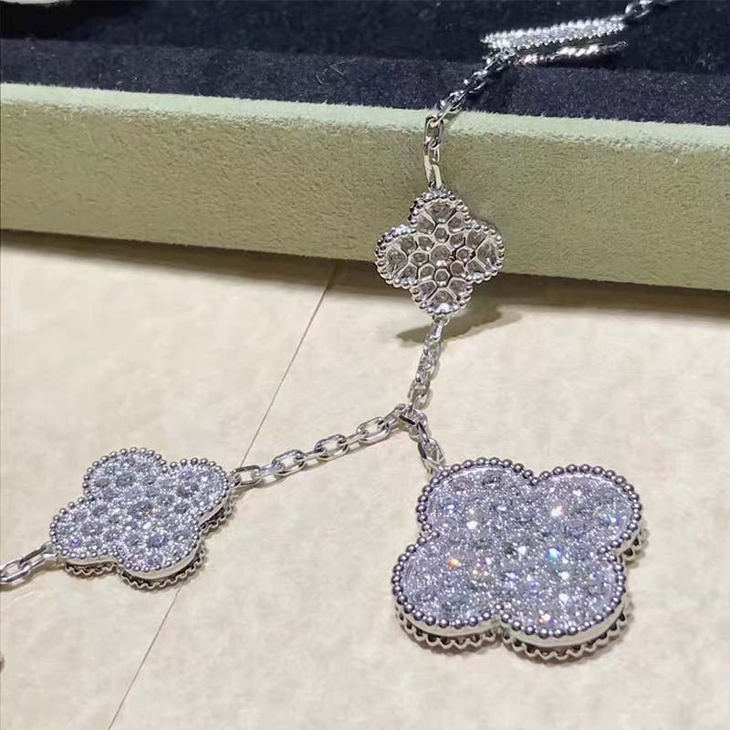 ¡®Dream¡¯CLOVER 6 MOTIFS SILVER DIAMOND BRACELET