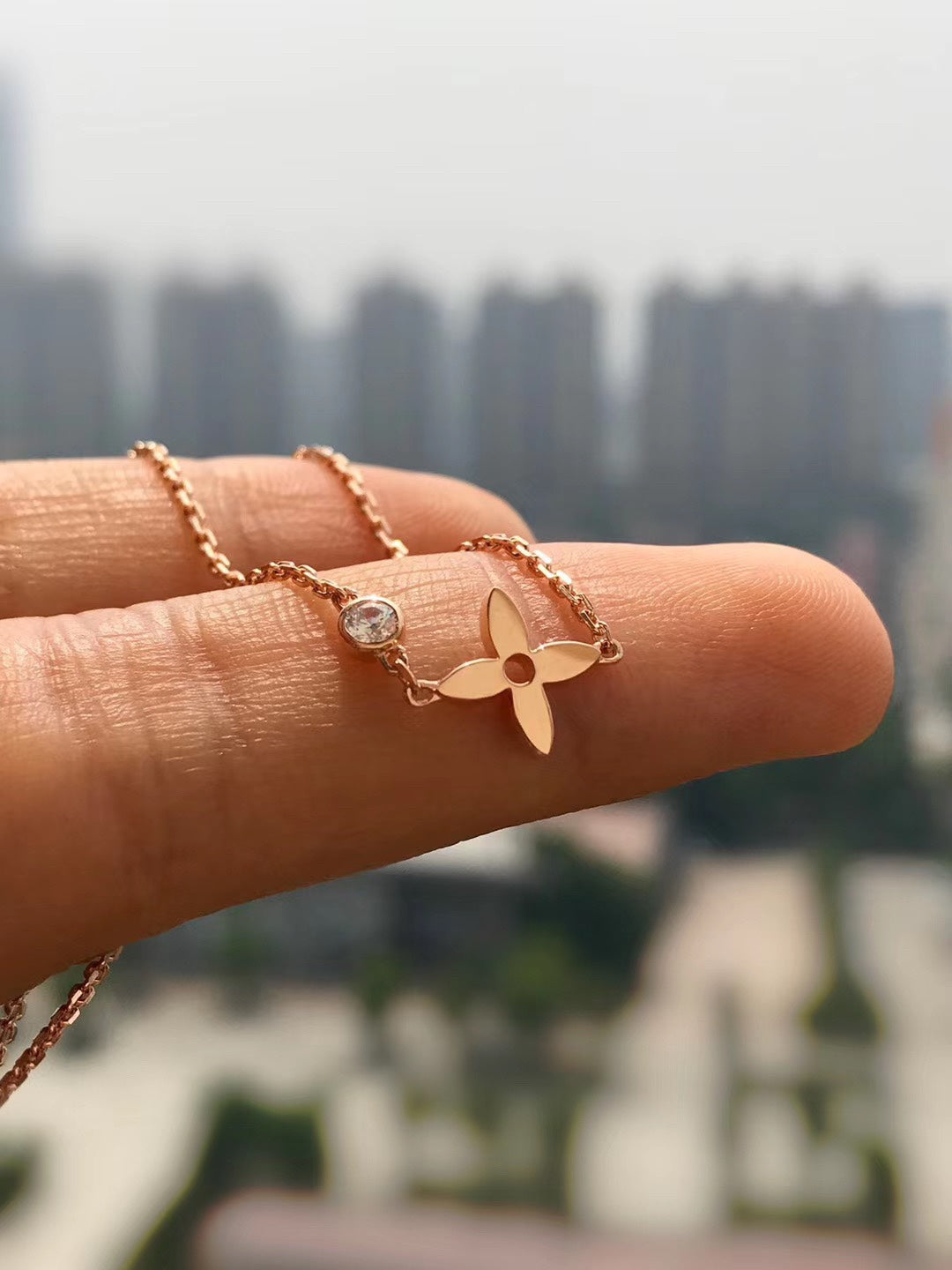 ¡®Dream¡¯BLOSSOM PENDANT PINK GOLD AND DIAMOND