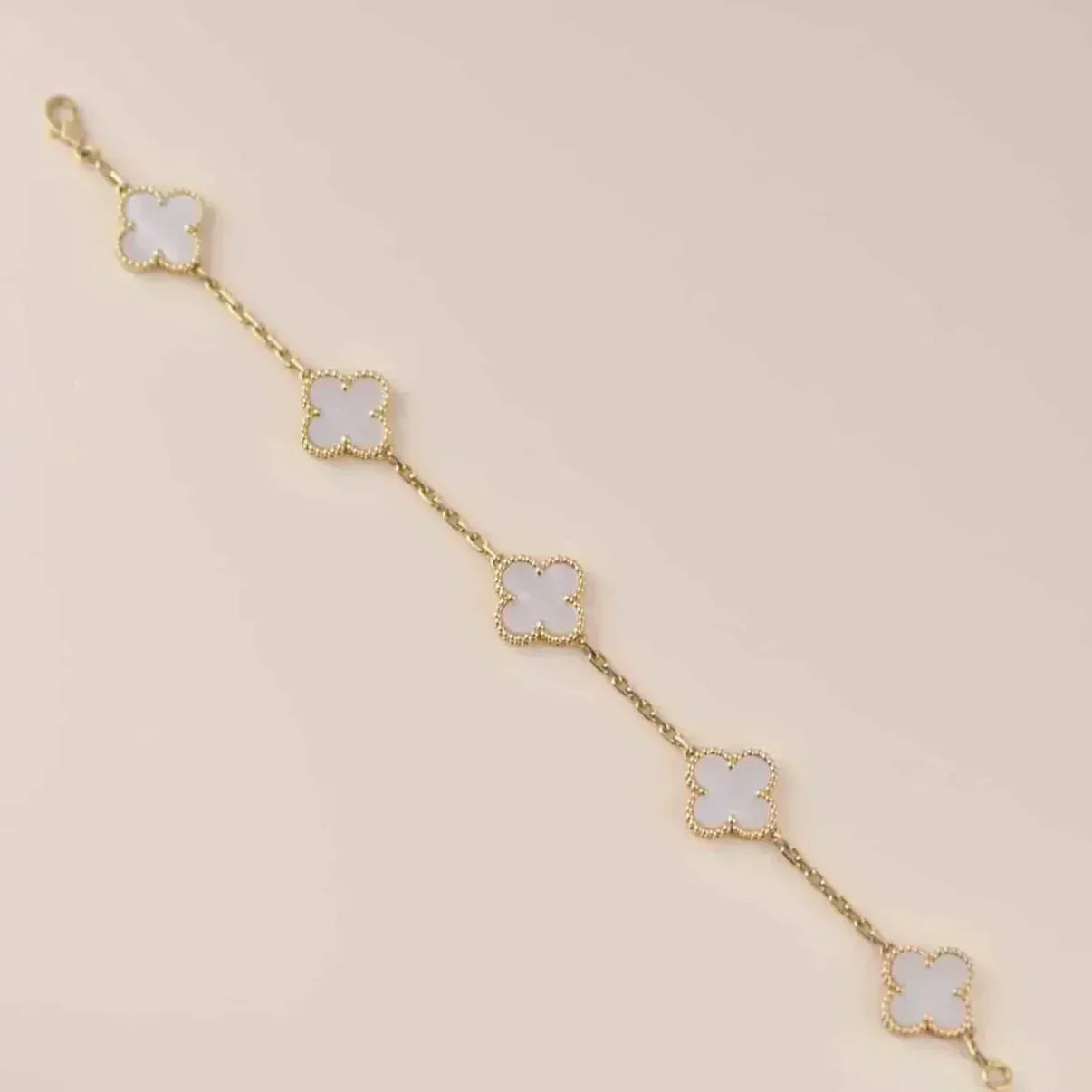 [Traum]Neue CLOVER WHITE PEARL MOP 5 MOTIV ARMBAND KOLLEKTION
