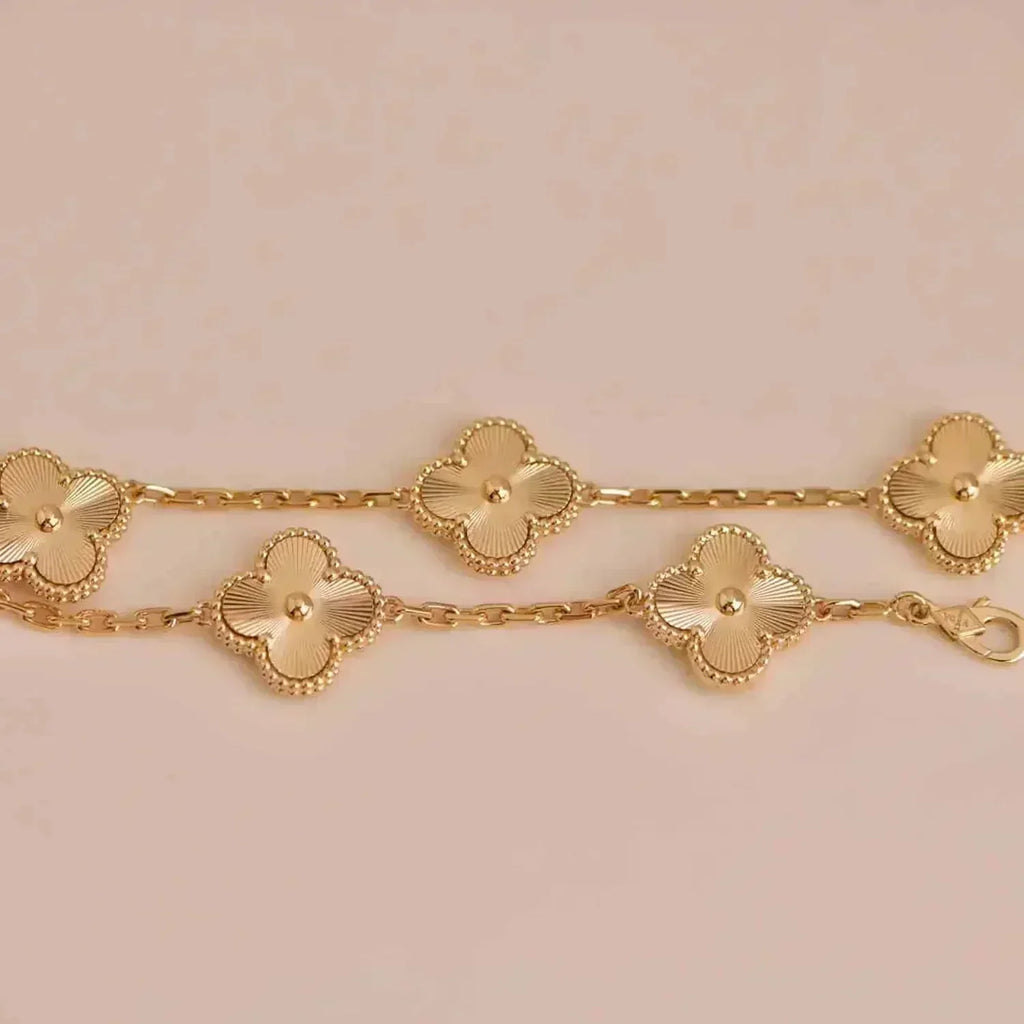 [Dream]New  CLOVER 5 MOTIF LASER BRACELET COLLECTION