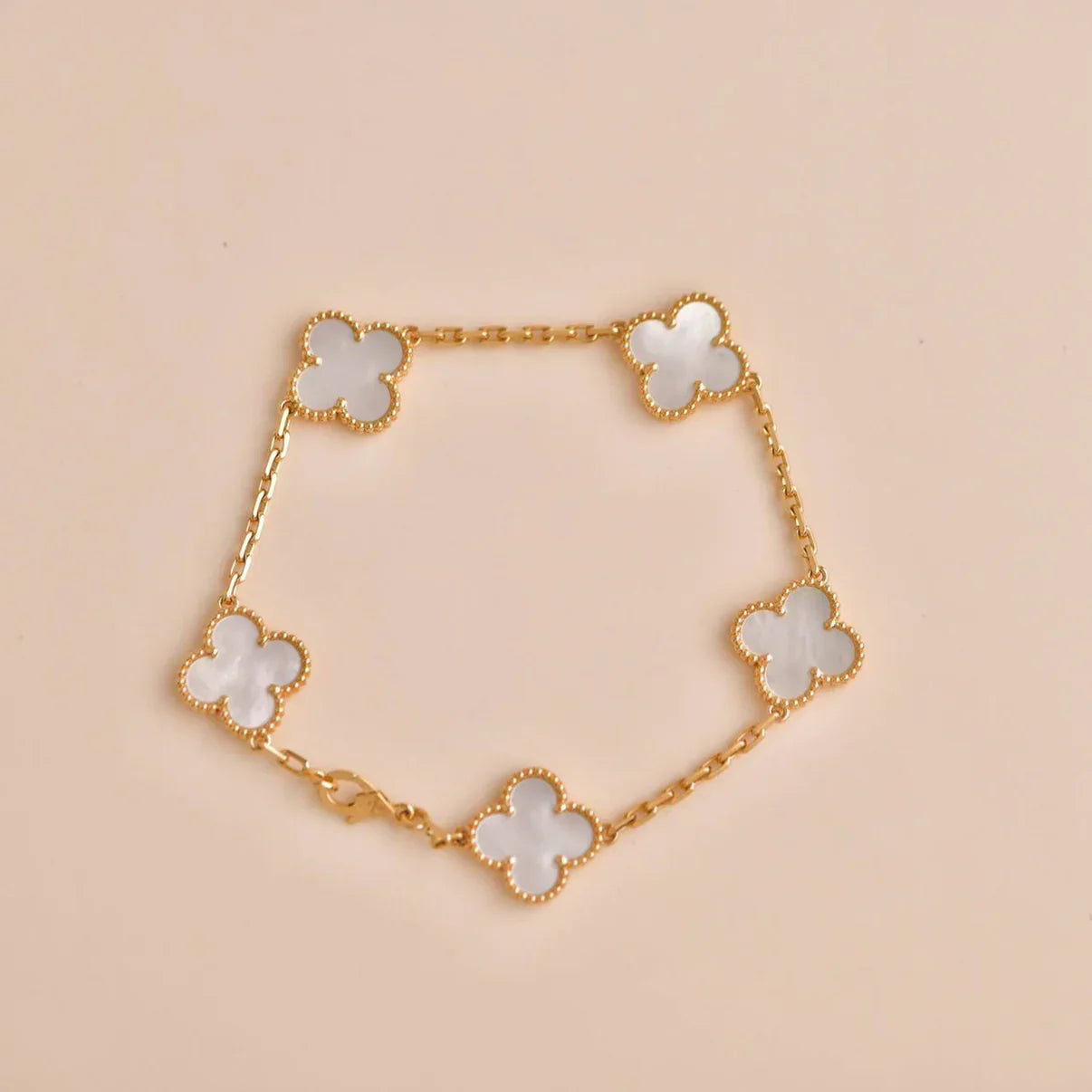 [Traum]Neue CLOVER WHITE PEARL MOP 5 MOTIV ARMBAND KOLLEKTION