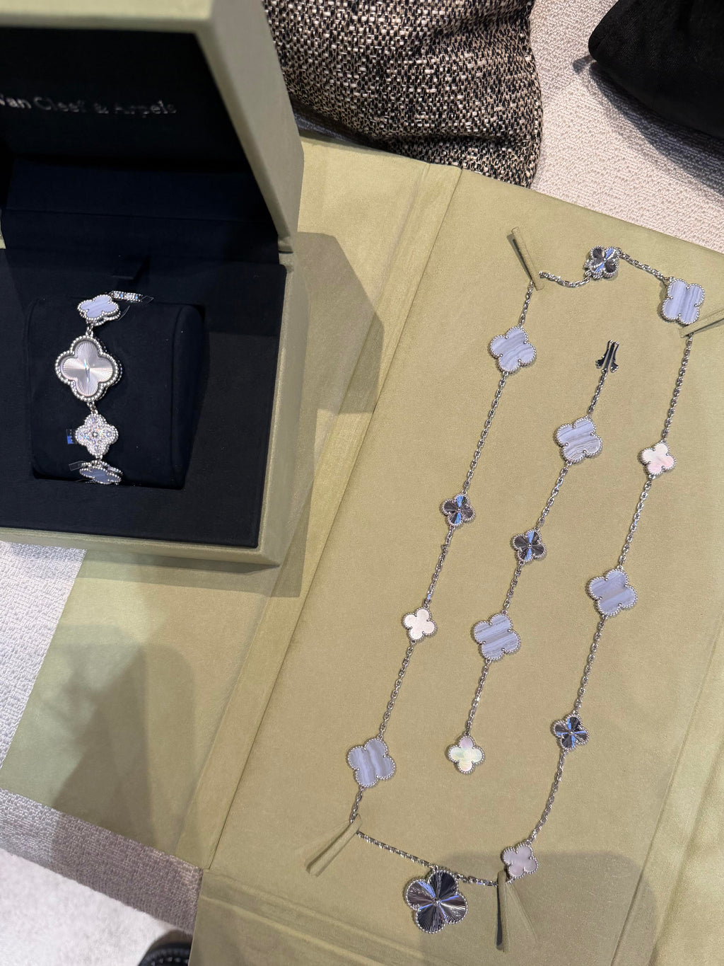 [¡®Dream¡¯] 25 NEUE KLEE 15 MOTIVE LILA CHALCEDON