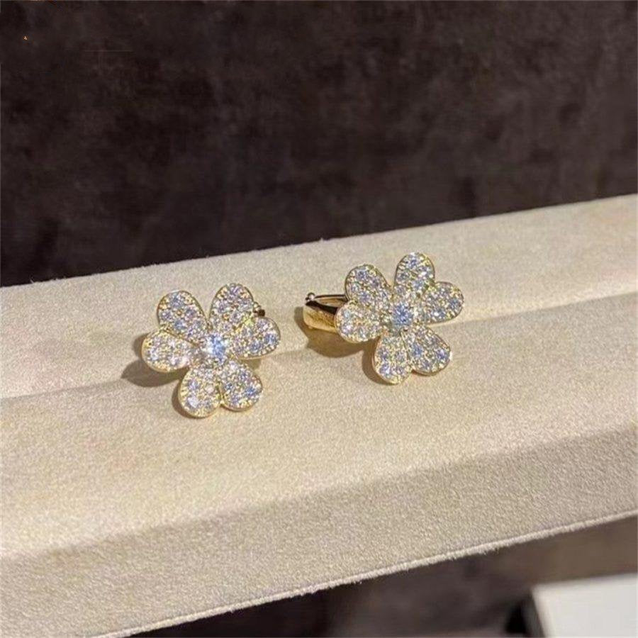 ¡®Dream¡¯FRIVOLE GOLD FLOWER DIAMOND EARRINGS